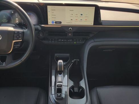 Used 2024 Toyota Crown Platinum AWD/4WD image 29