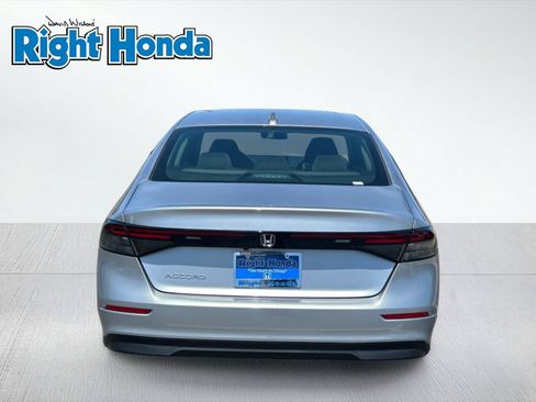 Certified 2025 Honda Accord LX image 10