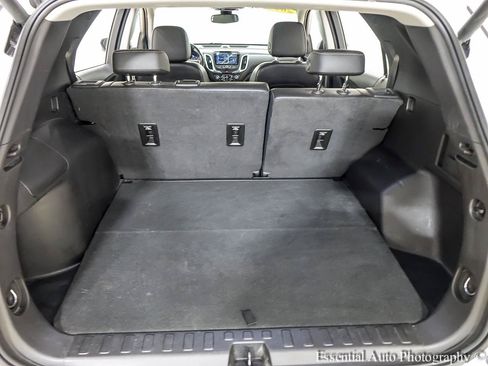 Used 2018 Chevrolet Equinox Premier w/ Infotainment II Package AWD/4WD image 28