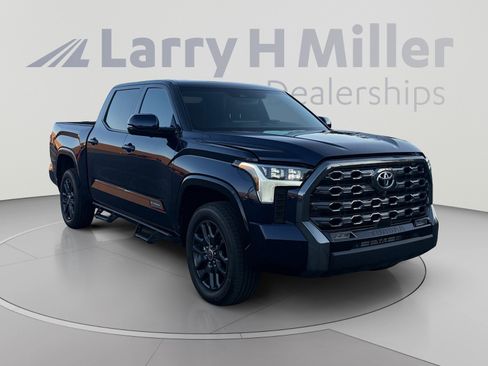 Used 2022 Toyota Tundra Platinum AWD/4WD image 7