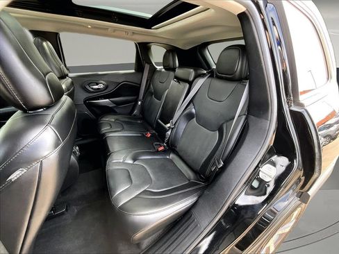 Used 2020 Jeep Cherokee Limited AWD/4WD image 26
