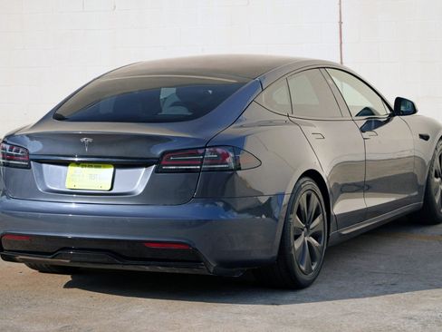 Used 2022 Tesla Model S AWD/4WD image 57