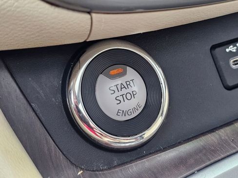 Used 2021 Nissan Murano Platinum image 42