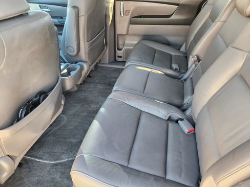 Used 2015 Honda Odyssey Touring Elite image 31