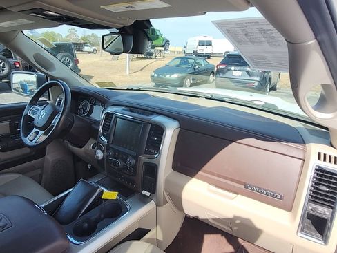 Certified 2016 RAM 1500 Laramie w/ Convenience Group image 34