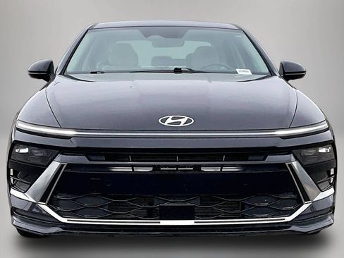 Used 2024 Hyundai Sonata SEL FWD image 2