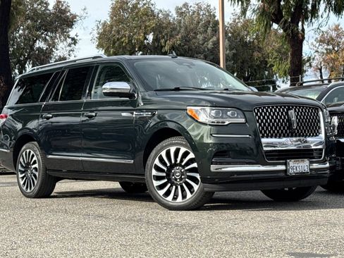 Certified 2022 Lincoln Navigator L Black Label image 2