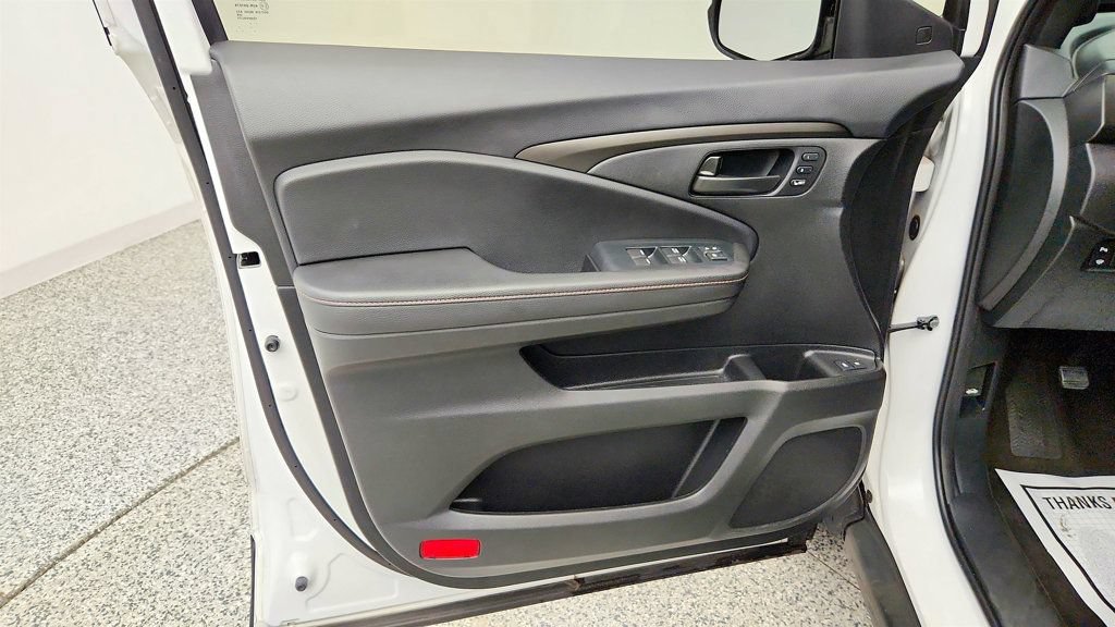 Used 2024 Honda Passport TrailSport image 10