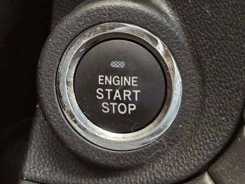 Used 2020 Subaru Outback Limited w/ Popular Package #2 image 32