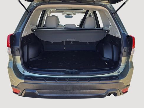 Used 2021 Subaru Forester Premium image 23