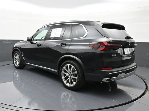 Used 2024 BMW X5 xDrive40i w/ Premium Package image 5
