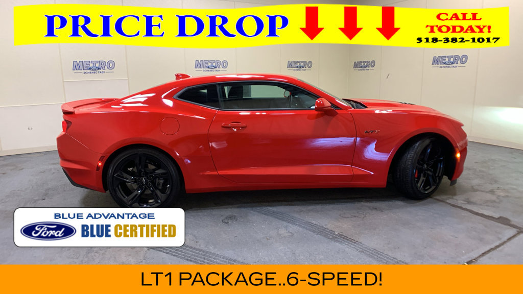 Used 2022 Chevrolet Camaro LT w/ Technology Package RWD image 2