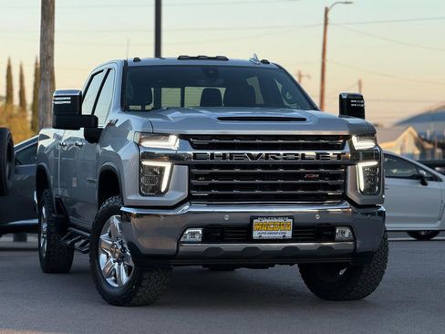 Used 2021 Chevrolet Silverado 2500 LTZ w/ LTZ Premium Package AWD/4WD image 2