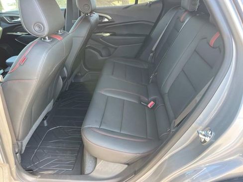 Certified 2026 Chevrolet Trax RS w/ Sunroof Package FWD image 19