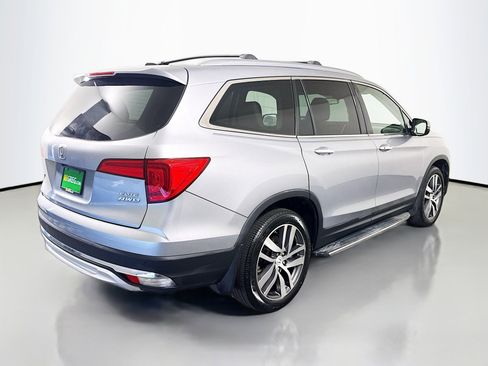 Used 2017 Honda Pilot Elite image 10