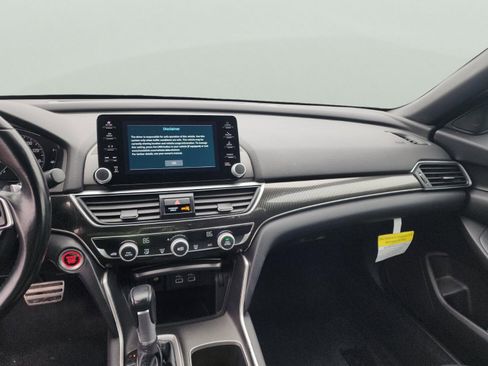 Used 2021 Honda Accord Sport image 11
