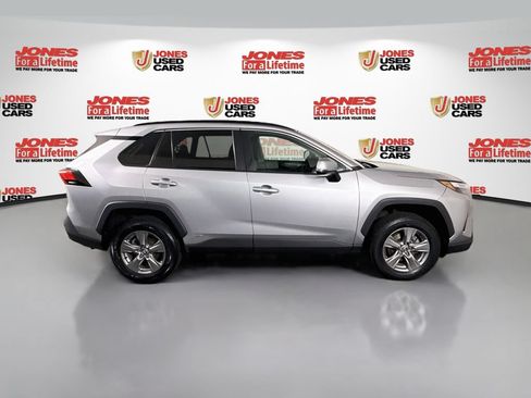 Used 2023 Toyota RAV4 XLE AWD/4WD image 16