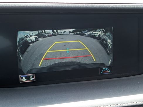 Used 2018 Lexus LS 500 AWD w/ Accessory Package (Z2) image 28