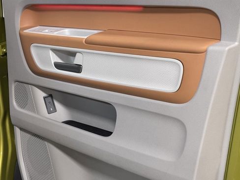 New 2025 Volkswagen ID. Buzz 1st Edition image 11