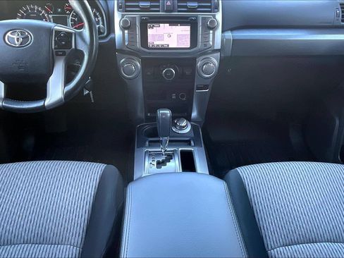 Used 2016 Toyota 4Runner SR5 AWD/4WD image 7