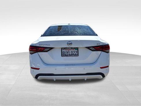 Used 2021 Nissan Sentra SV FWD image 4