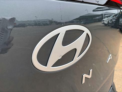 Used 2025 Hyundai Kona SEL AWD/4WD image 30