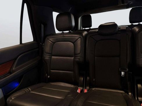 Used 2020 Lincoln Navigator Reserve w/ Luxury Package AWD/4WD image 29