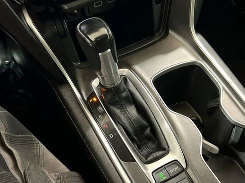 Used 2021 Honda Accord Sport Special Edition image 12