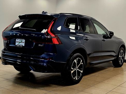 New 2026 Volvo XC60 B5 Core w/ Climate Package image 5