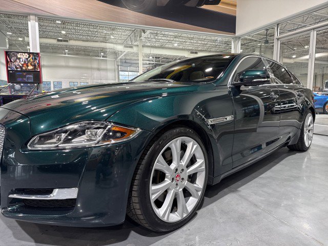 Used 2017 Jaguar XJ L Portfolio AWD/4WD image 20