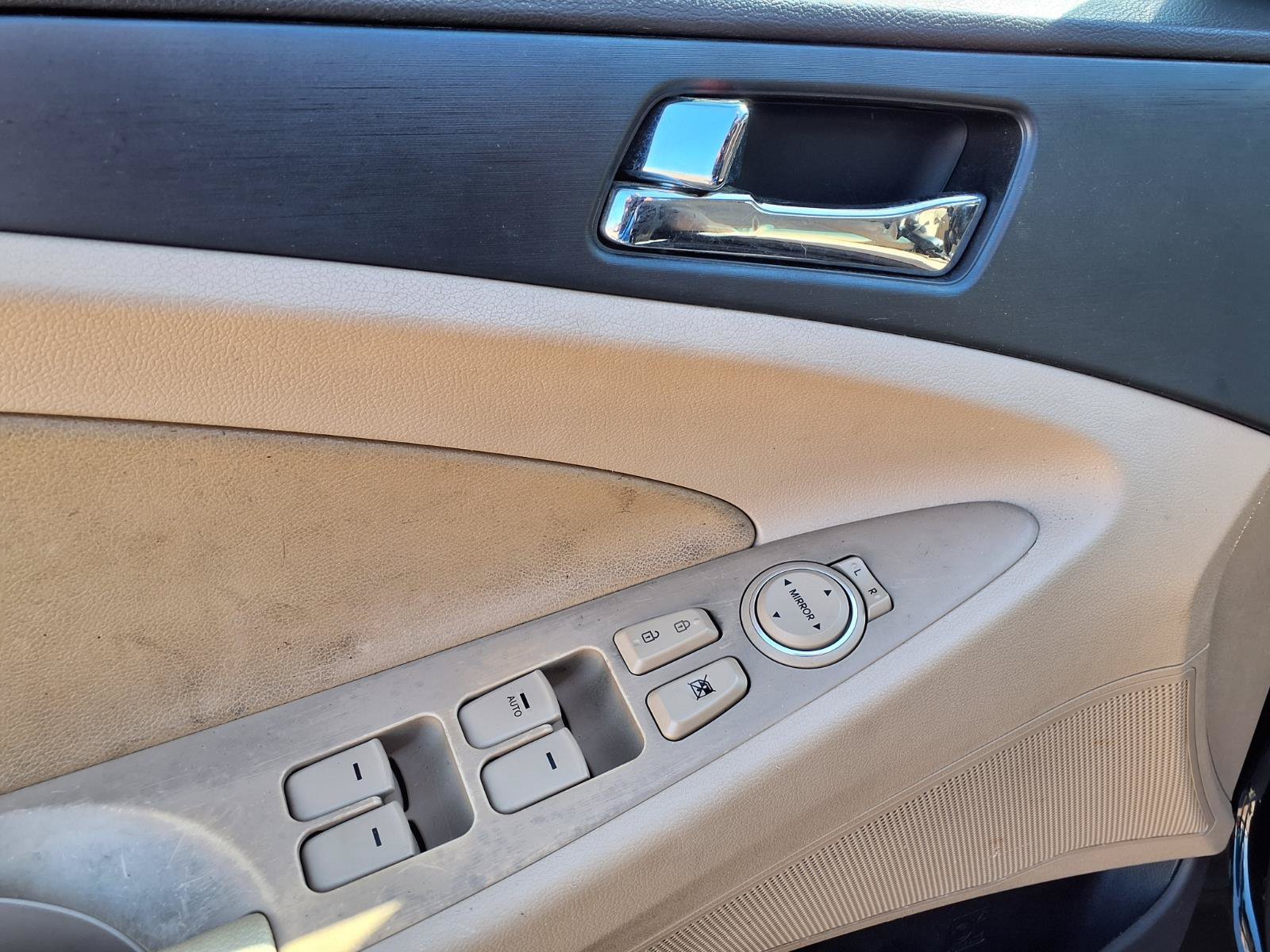 Used 2012 Hyundai Sonata GLS w/ Popular Equipment Pkg FWD image 24