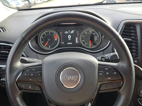 Used 2021 Jeep Cherokee Latitude Plus image 31