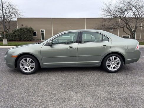 Used 2009 Ford Fusion SEL image 3