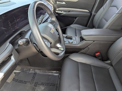 Certified 2024 Cadillac XT4 Premium Luxury image 27