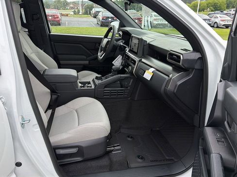 New 2026 Toyota 4Runner SR5 AWD/4WD image 13