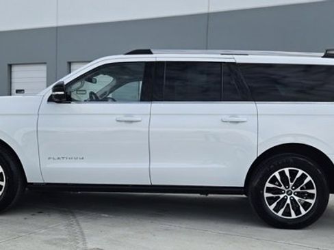 Used 2025 Ford Expedition Max Platinum image 2