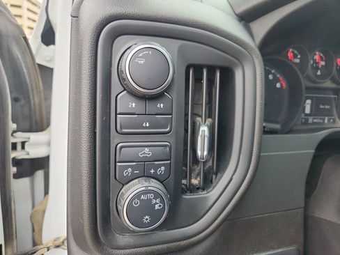 Used 2021 Chevrolet Silverado 2500 W/T w/ WT Convenience Package AWD/4WD image 17