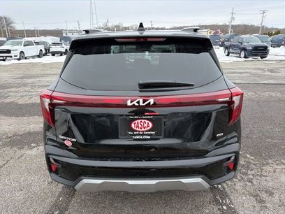 New 2026 Kia Seltos SX w/ SX Sunroof Package