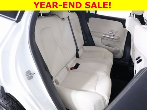 Used 2025 Mercedes-Benz GLA 250 4MATIC image 42