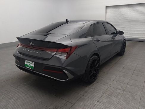 Used 2025 Hyundai Elantra Sport image 9