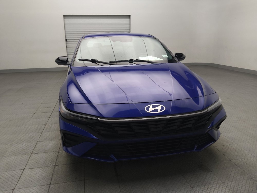 Used 2025 Hyundai Elantra Sport FWD image 14