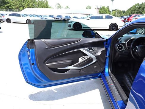 Used 2016 Chevrolet Camaro SS RWD image 46