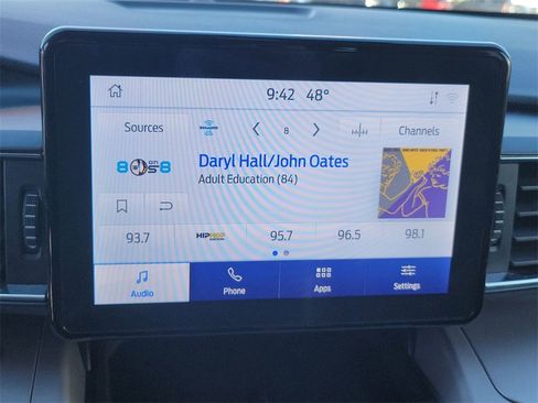 Used 2023 Ford Explorer XLT w/ Equipment Group 202A image 16