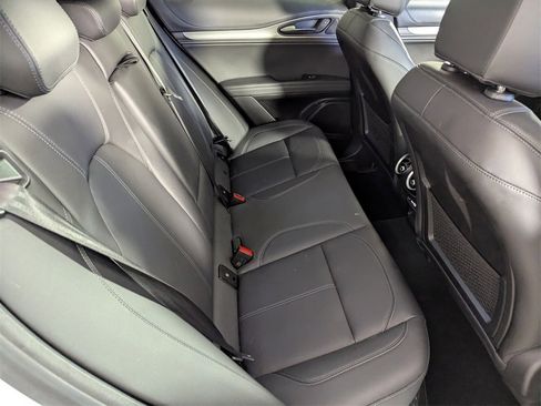 Used 2024 Alfa Romeo Stelvio Ti image 31