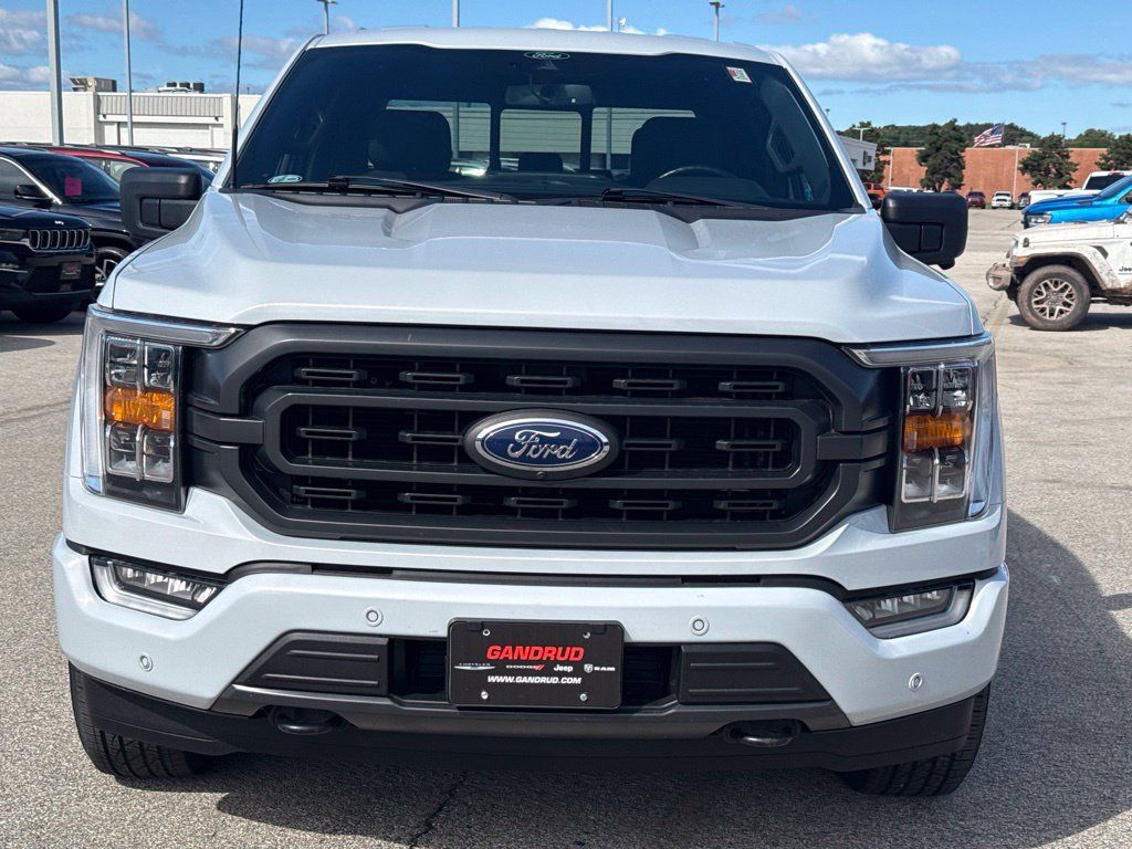 Used 2021 Ford F150 XLT w/ Equipment Group 302A High AWD/4WD image 3