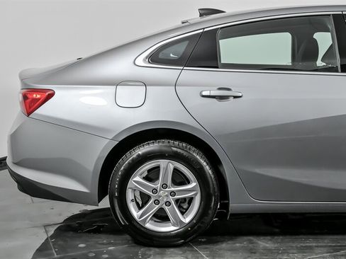 Used 2024 Chevrolet Malibu LS image 12