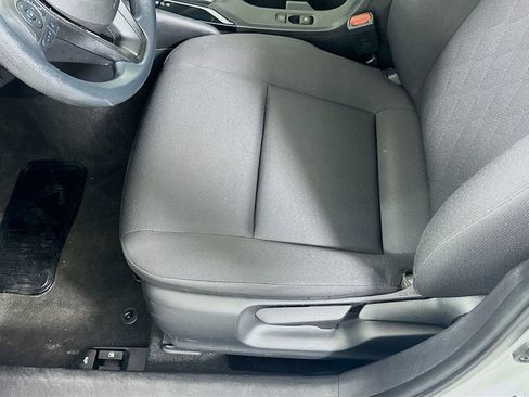 Used 2024 Toyota Corolla LE FWD image 20