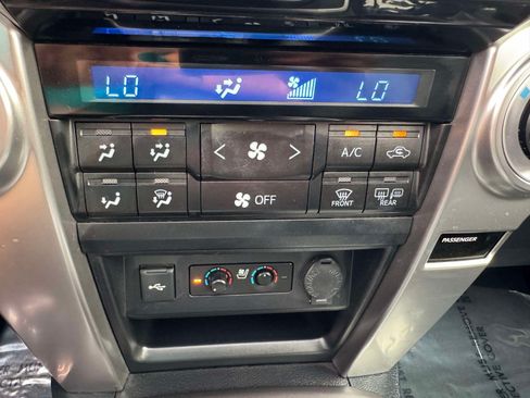 Certified 2024 Toyota 4Runner Limited AWD/4WD image 38