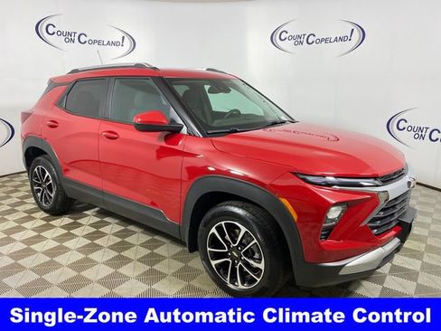 Certified 2026 Chevrolet TrailBlazer LT w/ Convenience Package AWD/4WD image 9