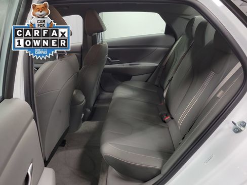 Used 2025 Hyundai Elantra Sport FWD image 24